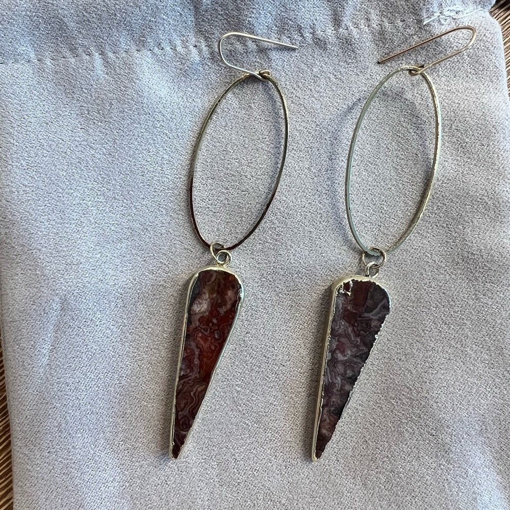 MANACULTURE Dangle Drop Earrings, handmade with genuine stone - Picture 6 of 7